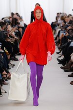 バレンシアガ 2017年春夏コレクション - 興味関心を素材に向けて、新たな挑戦の始まり｜写真43