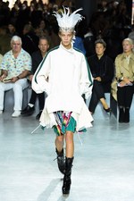 sacai 2017年春夏コレクション - フレアラインの新生ユニフォーム｜写真3