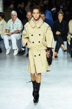 sacai 2017年春夏コレクション - フレアラインの新生ユニフォーム｜写真13