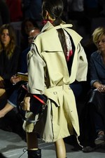 sacai 2017年春夏コレクション - フレアラインの新生ユニフォーム｜写真15