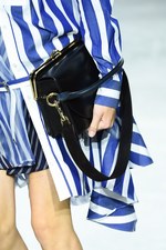 sacai 2017年春夏コレクション - フレアラインの新生ユニフォーム｜写真19