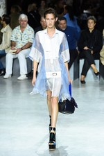 sacai 2017年春夏コレクション - フレアラインの新生ユニフォーム｜写真40