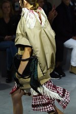 sacai 2017年春夏コレクション - フレアラインの新生ユニフォーム｜写真60