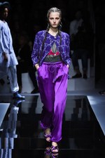 エンポリオ アルマーニ  2017年春夏ウィメンズコレクション - ブランド初パリでのランウェイショー｜写真103