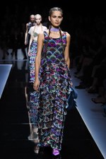 エンポリオ アルマーニ  2017年春夏ウィメンズコレクション - ブランド初パリでのランウェイショー｜写真110