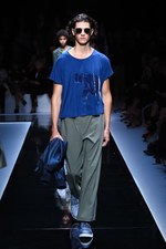 エンポリオ アルマーニ  2017年春夏ウィメンズコレクション - ブランド初パリでのランウェイショー｜写真29