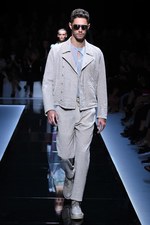 エンポリオ アルマーニ  2017年春夏ウィメンズコレクション - ブランド初パリでのランウェイショー｜写真45