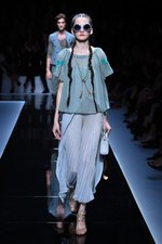 エンポリオ アルマーニ  2017年春夏ウィメンズコレクション - ブランド初パリでのランウェイショー｜写真56