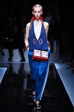 エンポリオ アルマーニ  2017年春夏ウィメンズコレクション - ブランド初パリでのランウェイショー｜写真68
