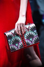 エンポリオ アルマーニ  2017年春夏ウィメンズコレクション - ブランド初パリでのランウェイショー｜写真84