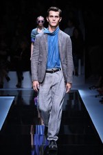 エンポリオ アルマーニ  2017年春夏ウィメンズコレクション - ブランド初パリでのランウェイショー｜写真90