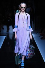 エンポリオ アルマーニ  2017年春夏ウィメンズコレクション - ブランド初パリでのランウェイショー｜写真93