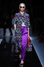 エンポリオ アルマーニ  2017年春夏ウィメンズコレクション - ブランド初パリでのランウェイショー｜写真96