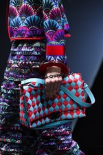 エンポリオ アルマーニ  2017年春夏ウィメンズコレクション - ブランド初パリでのランウェイショー｜写真99