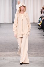 ヴェロニク ブランキーノ 2017年春夏コレクション - 開放感と目覚める少女性｜写真30