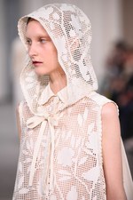 ヴェロニク ブランキーノ 2017年春夏コレクション - 開放感と目覚める少女性｜写真39