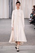 ヴェロニク ブランキーノ 2017年春夏コレクション - 開放感と目覚める少女性｜写真46