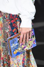 オランピア ル タン 2017年春夏コレクション - サイケな空間で主張する自由主義｜写真20