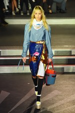 オランピア ル タン 2017年春夏コレクション - サイケな空間で主張する自由主義｜写真22