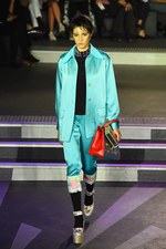 オランピア ル タン 2017年春夏コレクション - サイケな空間で主張する自由主義｜写真41