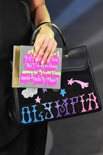 オランピア ル タン 2017年春夏コレクション - サイケな空間で主張する自由主義｜写真52