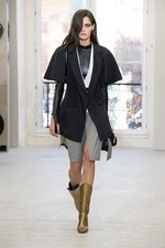 ルイ・ヴィトン2017年春夏ウィメンズ・コレクション - パリに生きる女性たちが魅せる左右非対称の美｜写真15