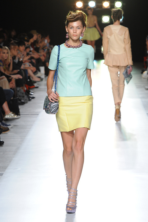 ジーヴィージーヴィー 2012年春夏<span>コレクション</span> - 写真11