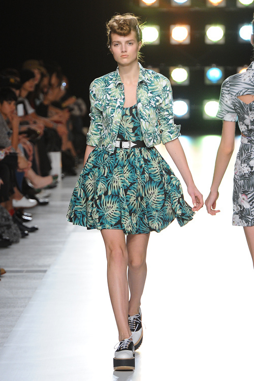 ジーヴィージーヴィー 2012年春夏<span>コレクション</span> - 写真33