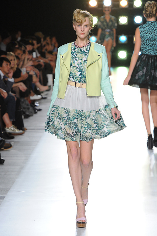 ジーヴィージーヴィー 2012年春夏<span>コレクション</span> - 写真36