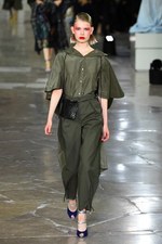 ケンゾー 2017年春夏コレクション - ブランド創立時、パリのアート界を席巻していた彼を想って｜写真14