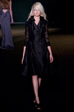 生命力に溢れ、セクシーで自立した女性をイメージ - A DEGREE FAHRENHEIT(エー ディグリー ファーレンハイト) 2012年春夏コレクション｜写真29