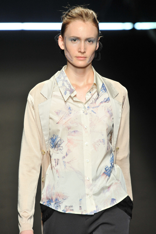 ヤストシ エズミ 2012年春夏<span>コレクション</span> - 写真3