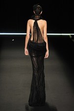 ひもから生まれる繊細でエレガントなスタイル - Yasutoshi Ezumi(ヤストシ エズミ) 2012年春夏コレクション｜写真40