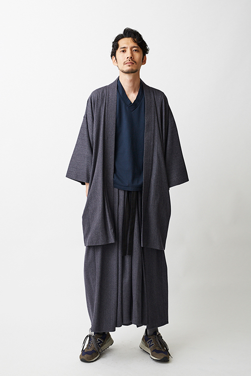 トローヴの浴衣ライン「和ROBE」の冬限定アイテム - 保温性ある羽織コートとセットアップのハカマ コピー