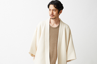 トローヴの浴衣ライン「和ROBE」の冬限定アイテム - 保温性ある羽織コートとセットアップのハカマ