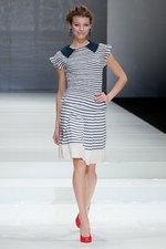 100回目のコレクションをスペシャルゲスト達と祝福！ - ユキ トリイ(YUKI TORII) 2012年春夏コレクション｜写真10