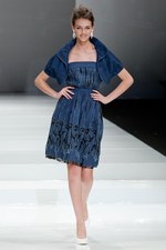 100回目のコレクションをスペシャルゲスト達と祝福！ - ユキ トリイ(YUKI TORII) 2012年春夏コレクション｜写真21