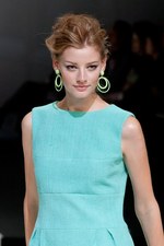 100回目のコレクションをスペシャルゲスト達と祝福！ - ユキ トリイ(YUKI TORII) 2012年春夏コレクション｜写真36