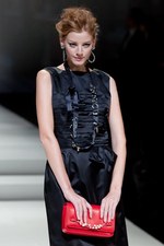 100回目のコレクションをスペシャルゲスト達と祝福！ - ユキ トリイ(YUKI TORII) 2012年春夏コレクション｜写真57