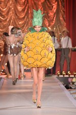 シャーロット オリンピア 17年春夏コレクション - フルーツのジューシーな魅力が弾け飛ぶ｜写真26