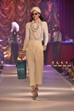 シャーロット オリンピア 17年春夏コレクション - フルーツのジューシーな魅力が弾け飛ぶ｜写真11