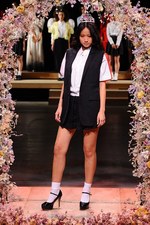 ドレスと制服で描く、少女の秘められた内面性 - JENNY FAX(ジェニー ファックス) 2012年春夏コレクション｜写真2