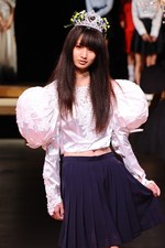 ドレスと制服で描く、少女の秘められた内面性 - JENNY FAX(ジェニー ファックス) 2012年春夏コレクション｜写真6
