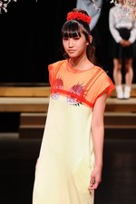 ドレスと制服で描く、少女の秘められた内面性 - JENNY FAX(ジェニー ファックス) 2012年春夏コレクション｜写真18