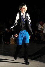 光速のイメージで魅せるリアルな東京のカッコよさ - ヨシオクボ(yoshio kubo) 2012年春夏コレクション｜写真31