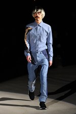 光速のイメージで魅せるリアルな東京のカッコよさ - ヨシオクボ(yoshio kubo) 2012年春夏コレクション｜写真44