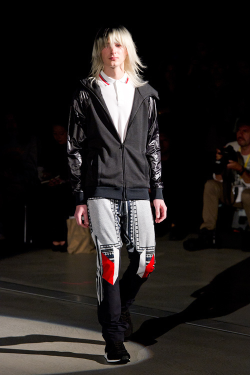 ヨシオクボ 2012年春夏<span>コレクション</span> - 写真4