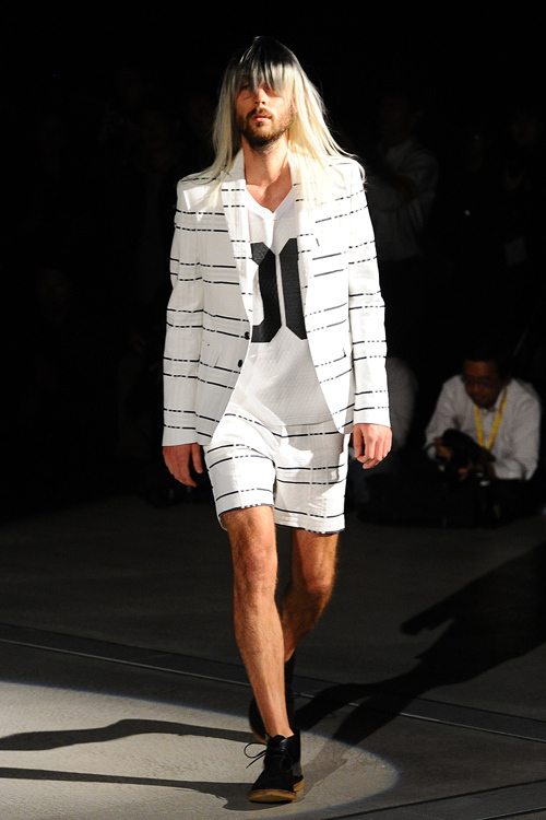 ヨシオクボ 2012年春夏<span>コレクション</span> - 写真27
