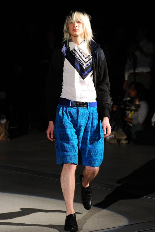 ヨシオクボ 2012年春夏<span>コレクション</span> - 写真38