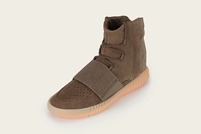 アディダス「イージー ブースト750」